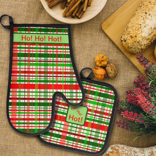 Holiday Christmas Colors Plaid Personalized  Oven Mitt  Pot Holder Set