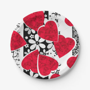 Holiday decor paper plates