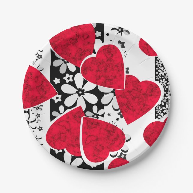 Holiday decor paper plates (Front)