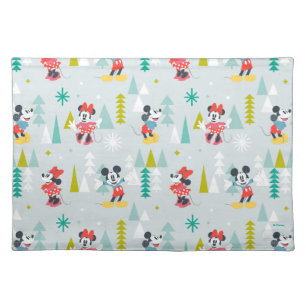 Holiday For All   Mickey & Minnie Christmas Cloth Placemat