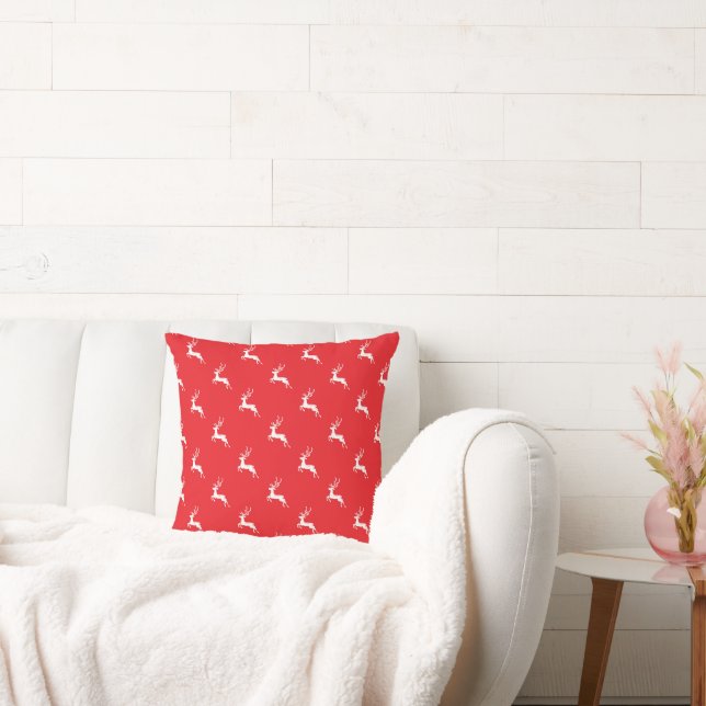 Holiday  throw pillow (Couch)