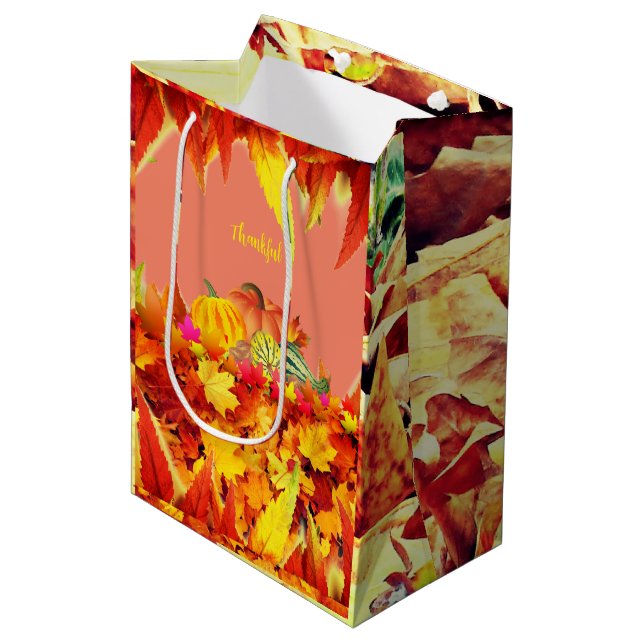 Holidays Thankful  Medium Gift Bag (Front Angled)