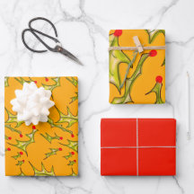 Holly Jolly Leaves on Yellow Gold