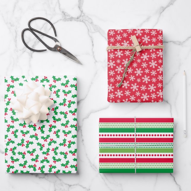 Holly Wrapping Paper Sheets (Front)