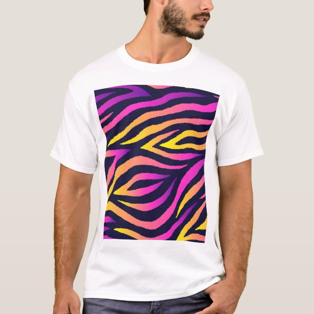 Holographic stripes, seamless futuristic pattern. T-Shirt (Front)