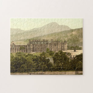 Holyrood Palace, Edinburgh, Scotland Jigsaw Puzzle