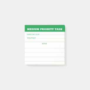 Home office employee medium priority task reminder post-it notes