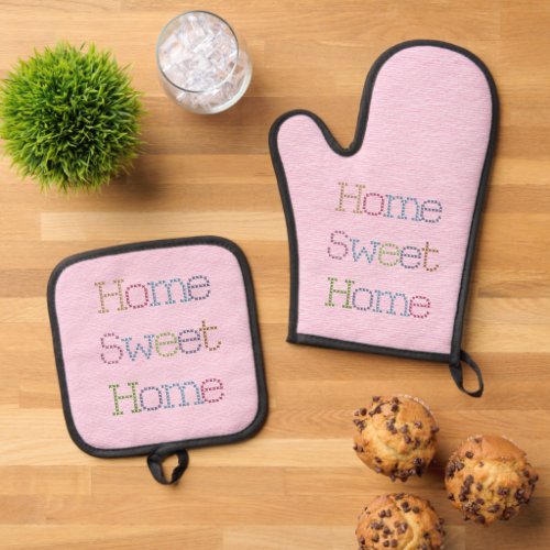 Home Sweet Home Faux Stitching on Pink Oven Mitt  Pot Holder Set