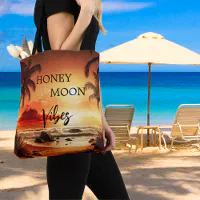 Honeymoon beach online bag