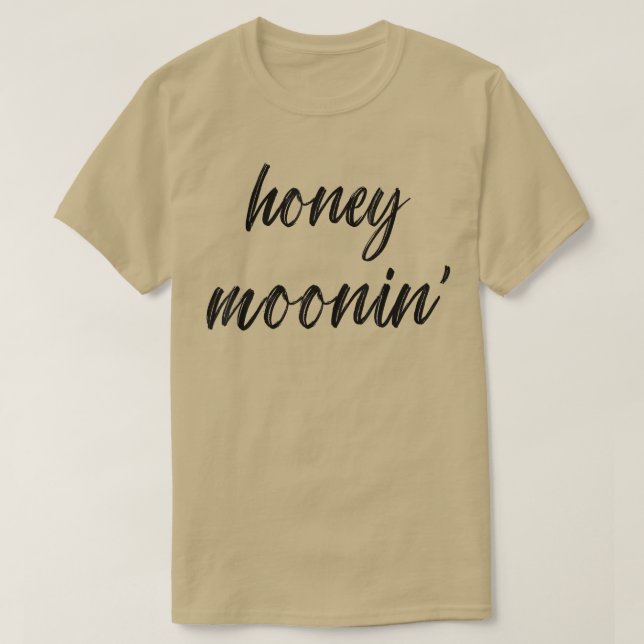 Honeymoonin Couples Honeymoon Vacation Bride Groom T-Shirt (Design Front)
