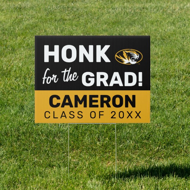 Honk for the Missouri Graduate Sign (Insitu)
