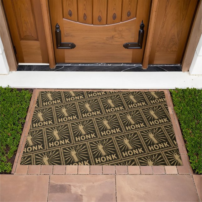 Honk Goose Funny Duck Chicken Meme Doormat (Outdoor)