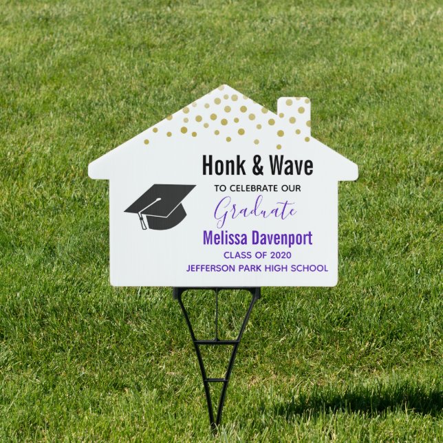 Honk & Wave Graduation Cap Sign (Insitu)