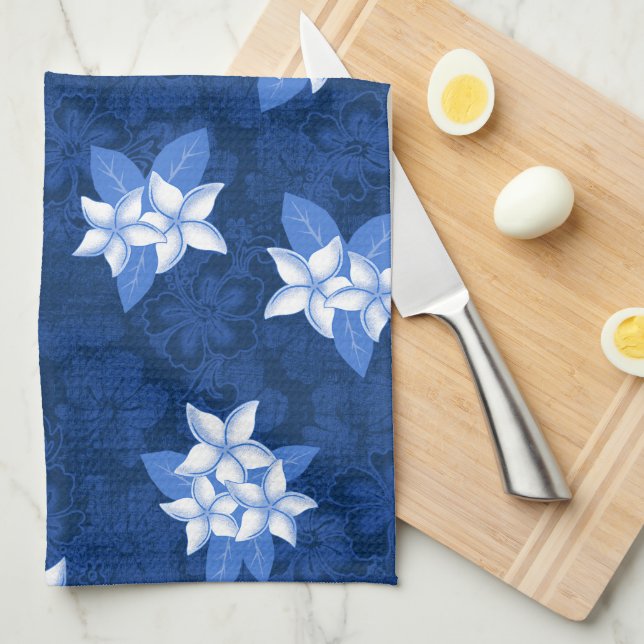 Honolua Plumeria Hawaiian Tropical Print Towel (Quarter Fold)