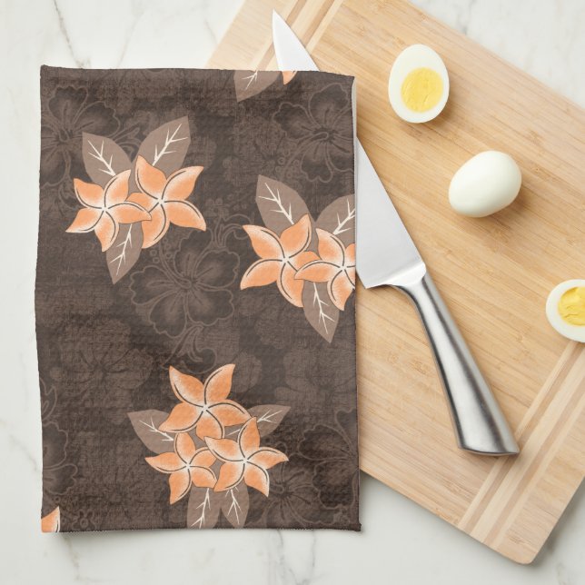 Honolua Plumeria Hawaiian Tropical Print Towel (Quarter Fold)