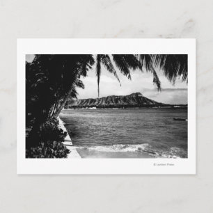 Honolulu, Hawaii - View of Diamond Head Postcard