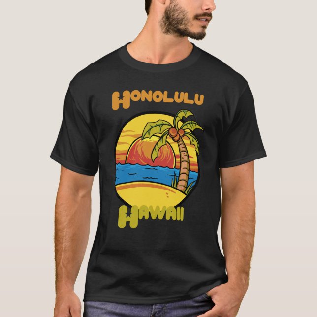 Honolulu Sunset Vacation Hawaii Palm trees Ocean T-Shirt (Front)