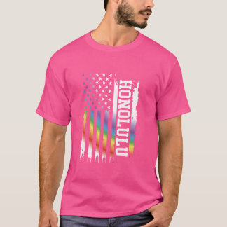 Honolulu United States Distressed Rainbow w US Fla T-Shirt