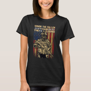 Honor The Fallen Thank The Living Memorial Day Vet T-Shirt