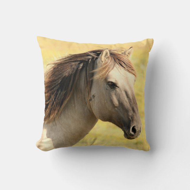 Horse in the wild throw pillow (Front)