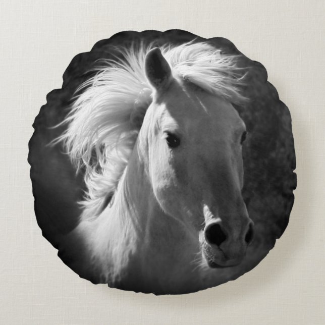 Horse Portrait V Round Pillow (Front)