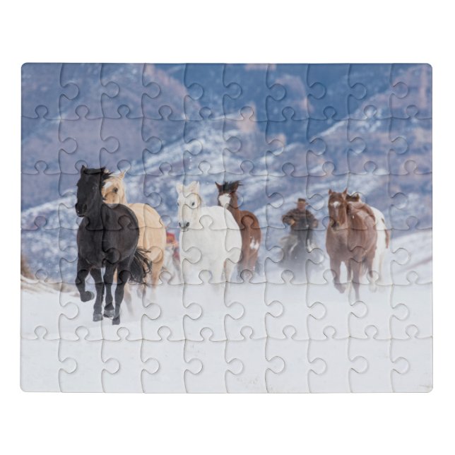 Horse Running Through the Snow Jigsaw Puzzle (Puzzle Horizontal)
