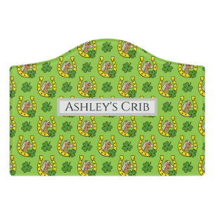 Horse w Golden Horse Shoe, Shamrock Personalize Door Sign