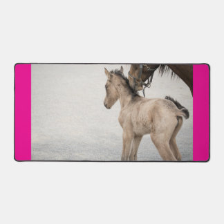 horseie  desk mat