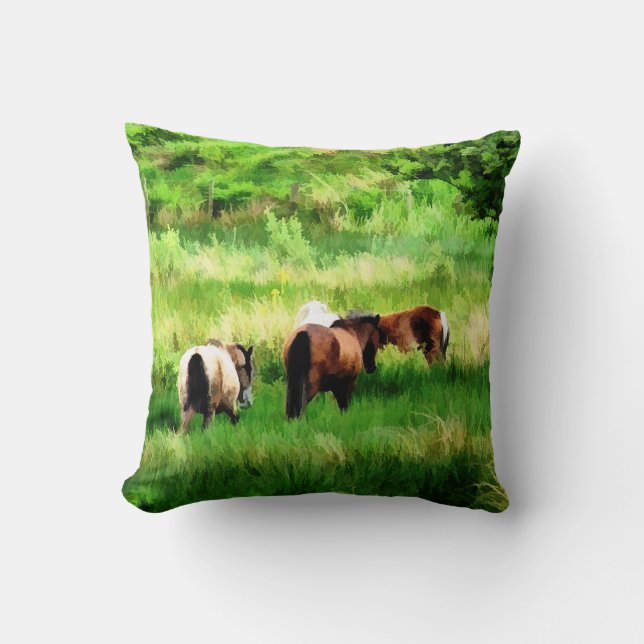 HORSES THROW PILLOW (Front)