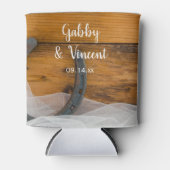 Horseshoe and Veil Country Barn Wedding Favor Can Cooler (Front)
