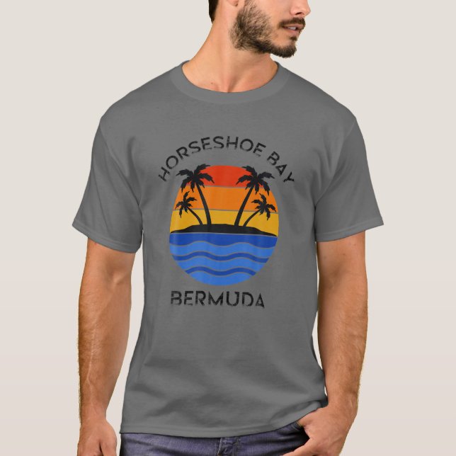 Horseshoe Bay Beach, Bermuda Dreamer's Fun Paradis T-Shirt (Front)
