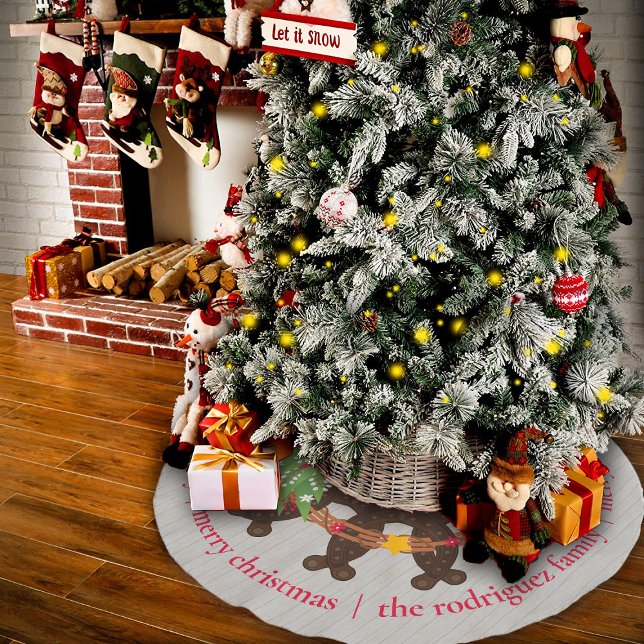 Horseshoe Christmas Wreath Brushed Polyester Tree Skirt (Creator Uploaded)