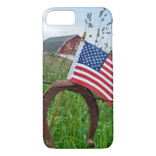 horseshoes and American flag on fence iPhone 8/7 Case