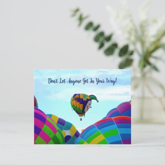 Hot Air Balloon between the gap (Standing Front)