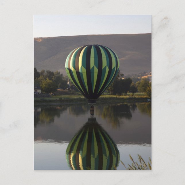 Hot air balloon over the Yakima River Postcard (Front)