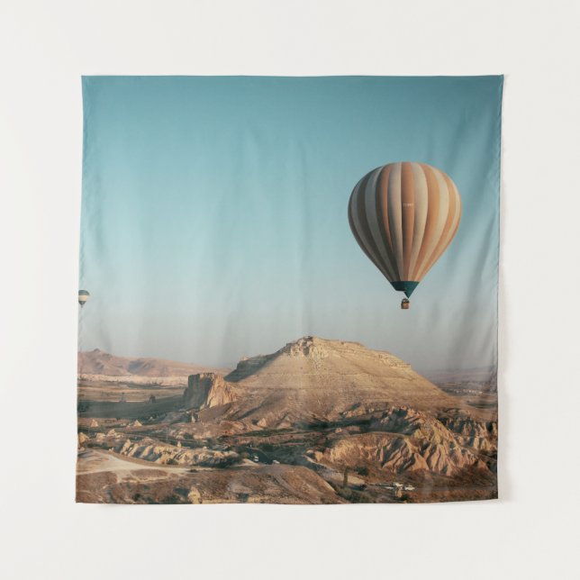 HOT AIR BALLOONS ON MID AIR TAPESTRY (Front)
