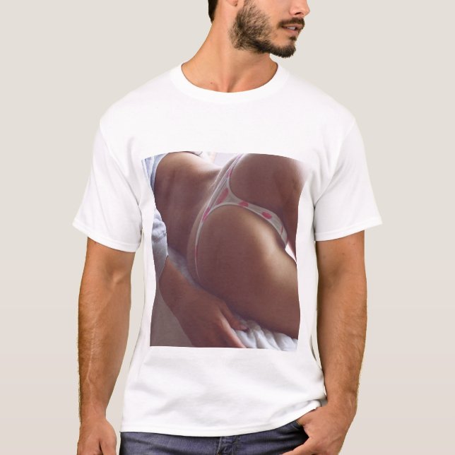 Hot babe T-Shirt (Front)