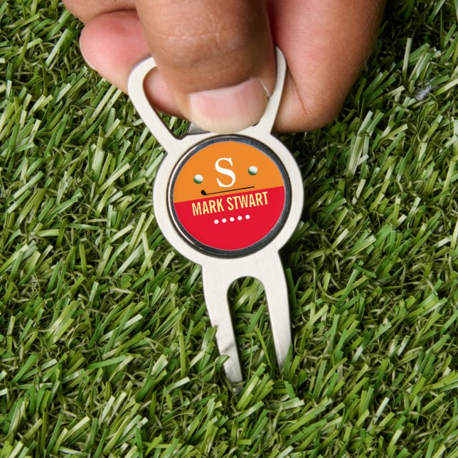 Hot Colors Golfer Monogram Divot Tool (Insitu 1)