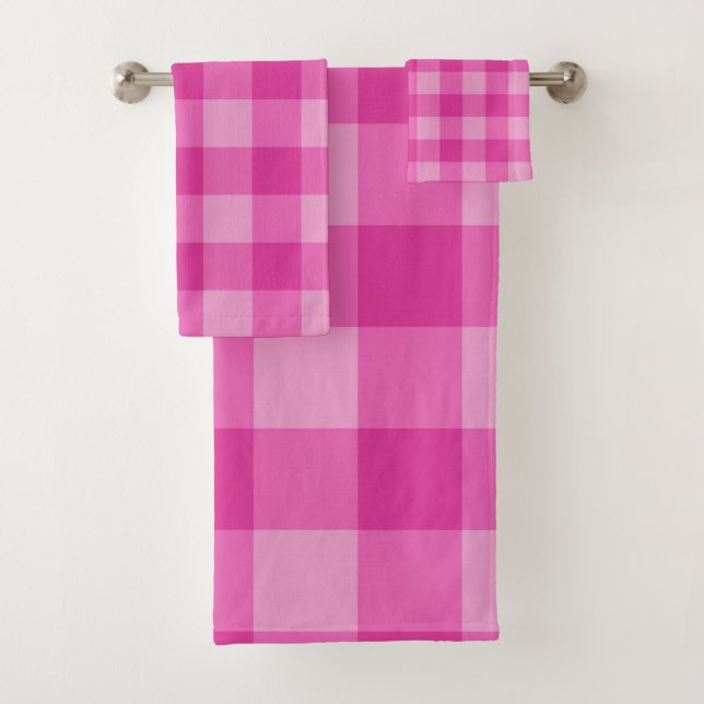 Hot Pink Checkered Squares Plaid Pinks Bath Towel Set (Insitu)