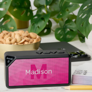 Hot pink gradient geometric mesh pattern bluetooth speaker