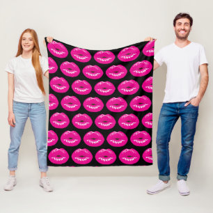 Hot Pink Lips Glamorous Pattern on Black Fleece Blanket