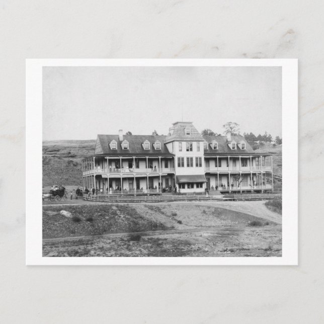Hotel Minnekahta in Hot Springs, SD Photograph Postcard (Front)