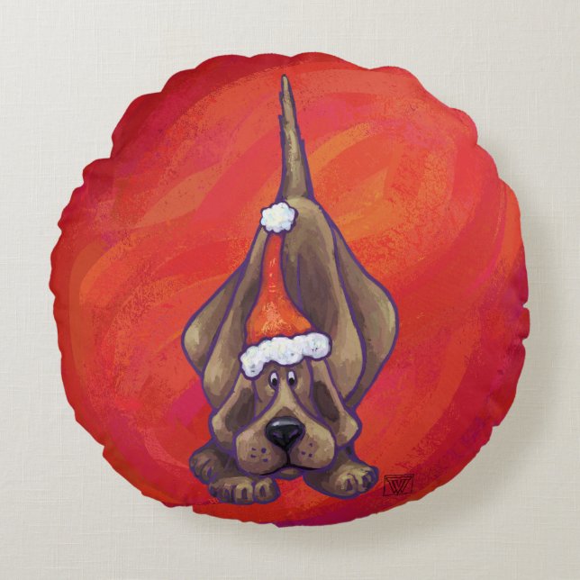 Hound Dog Christmas On Red Round Pillow (Front)