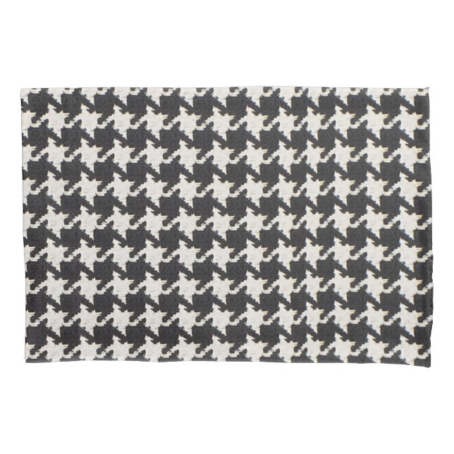 Houndstooth Black White Pattern Pillow Case (Front)