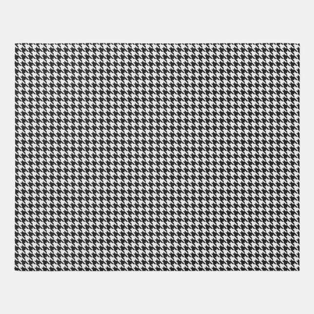 Houndstooth Black & White Pattern Rug (Front)