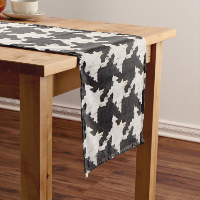 Houndstooth Black White Pattern Short Table Runner (In Situ)
