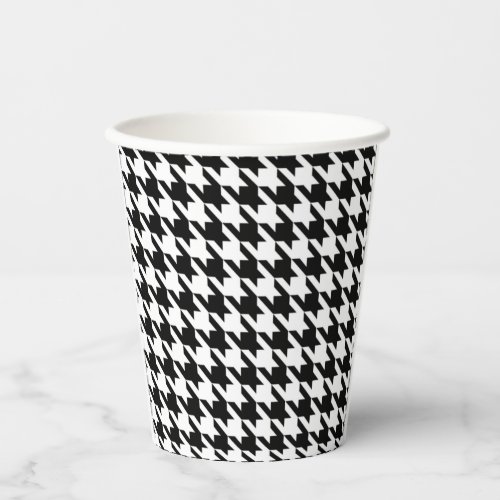 Houndstooth checkered vintage paper cups