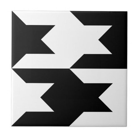 Houndstooth Pattern 1 Black And White Tile