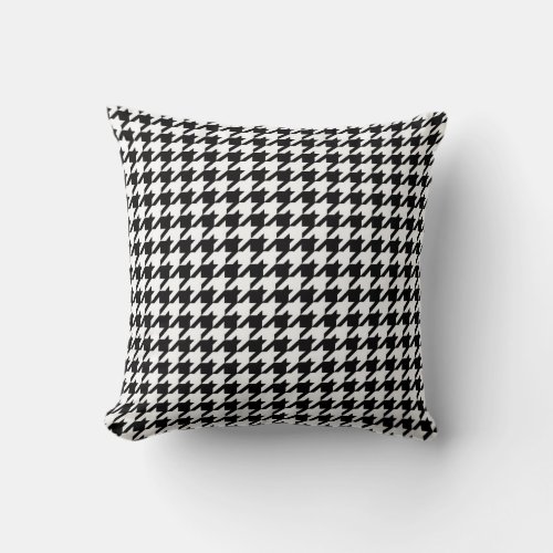Houndstooth Pattern in Black and White Throw Pillow
