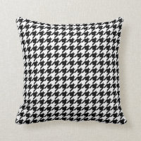 Houndstooth Pattern in Black and White